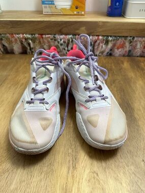 Nike Volleyball shoes size 8